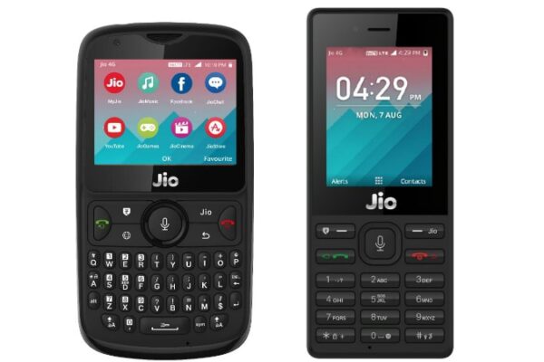 Comparsion of Specifications and Price, how different are Jio Phone 2 and Jio Phone from each other?