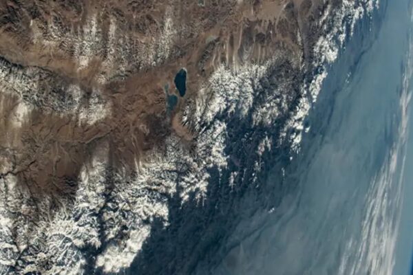 Nasa shares new images of earth taken from space ISS watch himalaya bahamas riyadh