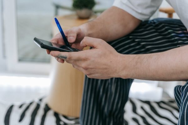 How to stop UPI payment from the related bank account in case of loss of mobile phone