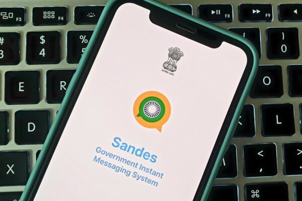 WhatsApp’s alternative Made in India Sandes App Live, download it like this