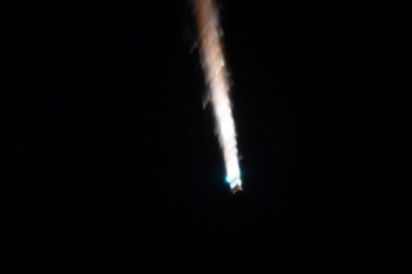 ISS astronauts seen burning spacecraft from 400 km above earth watch photos