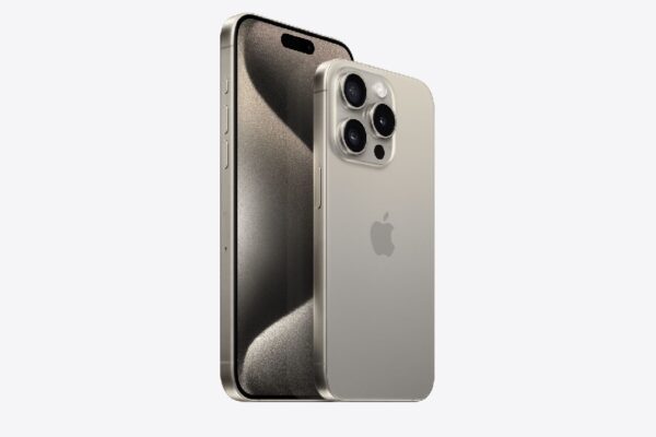 iPhone 15 Pro price cut down to Rs 65149 flipkart deal offer details