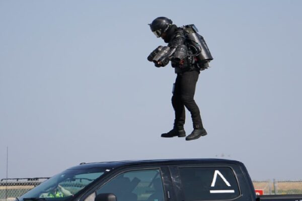 Soldiers will fly like Iron Man in the Indian Army! Army is preparing to buy jetpack suit